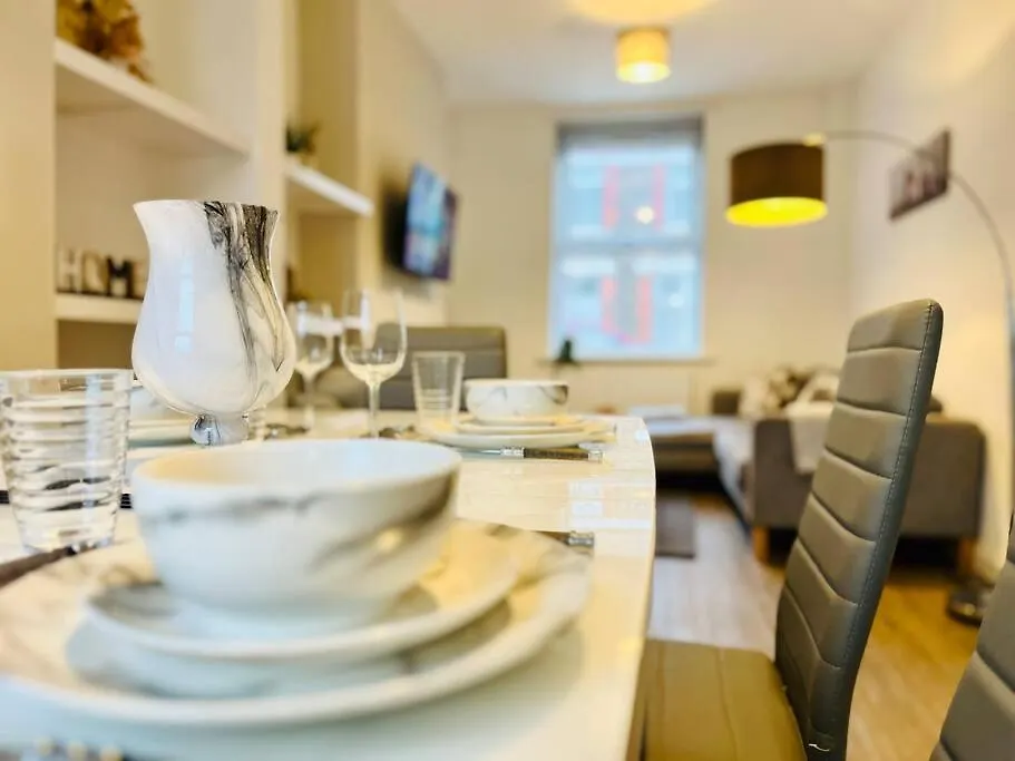 Spacious Home With On-Street Parking Cardiff Holiday home