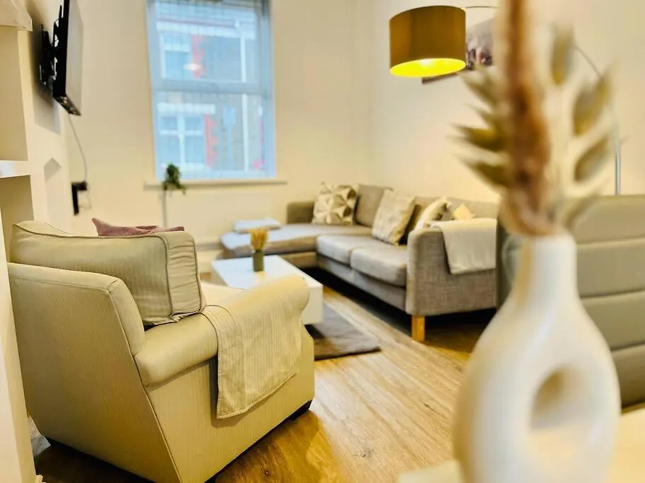 Casa vacanze Spacious Home With On-Street Parking Cardiff